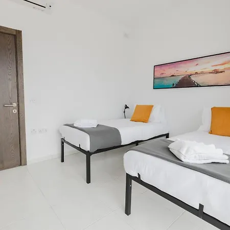 Crescent View Ph - Mlh Escape By Homely! * المليحة