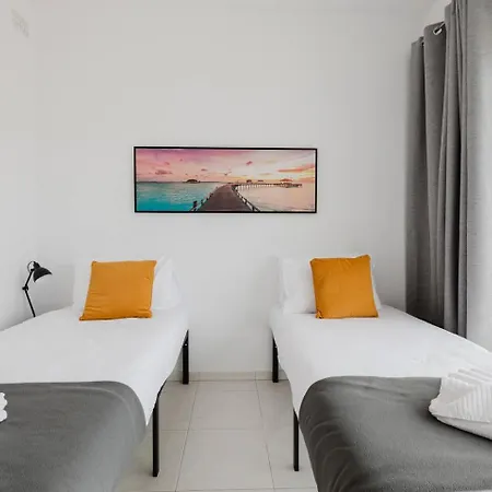 Crescent View Ph - Mlh Escape By Homely!