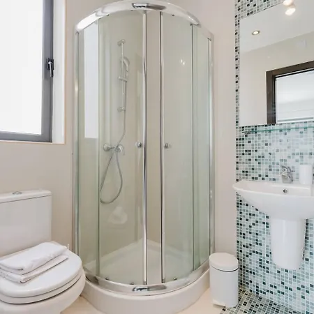 Crescent View Ph - Mlh Escape By Homely! * المليحة