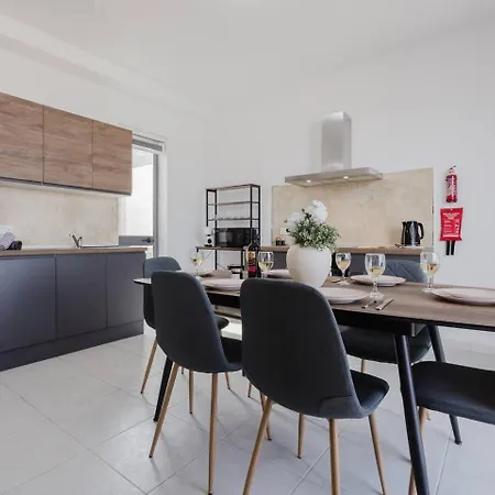 Crescent View Ph - Mlh Escape By Homely! Mellieħa