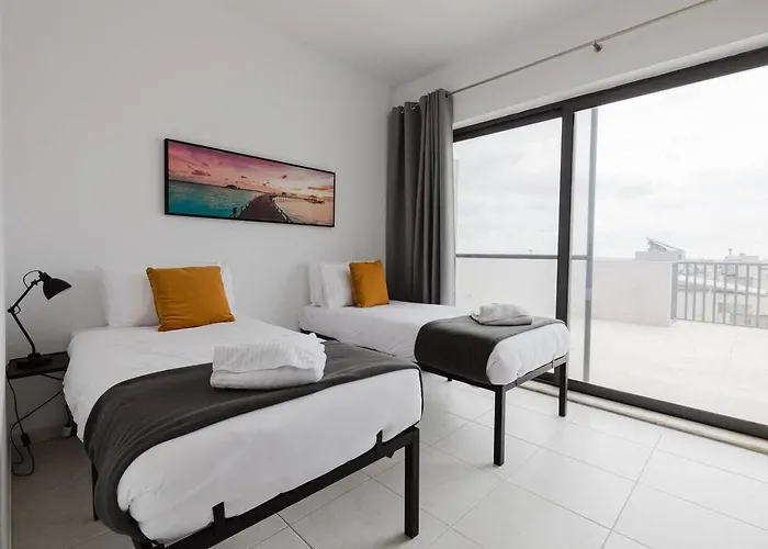 Crescent View Ph - Mlh Escape By Homely! * 멜리에하