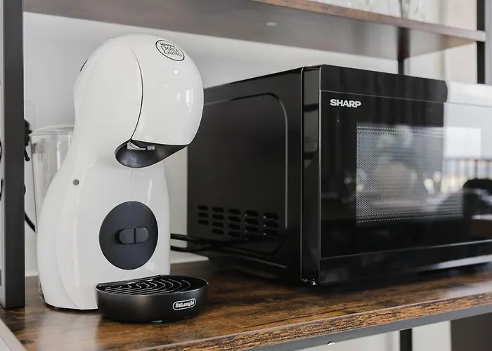 Crescent View Ph - Mlh Escape By Homely!