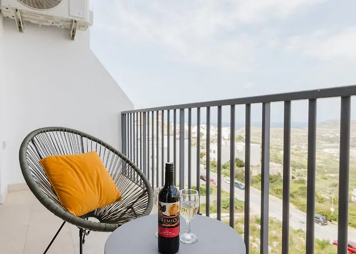 Crescent View Ph - Mlh Escape By Homely! *