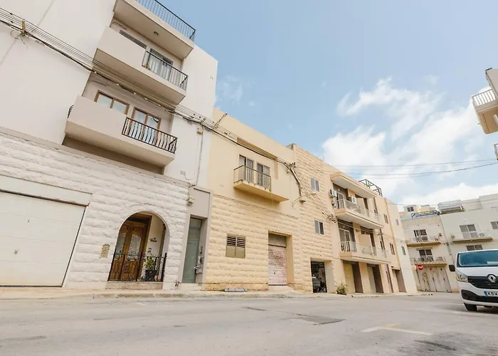 Crescent View Ph - Mlh Escape By Homely!